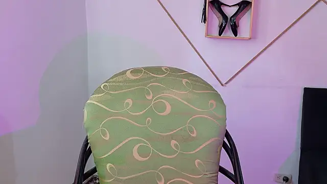 Snapshot of Linda_andrew chatting on January 2026 05:04:01 PM Linda andrew online show from January 2026 05:04:01 PM