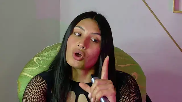 Snapshot of Linda_andrew chatting on February 2026 07:21:02 PM Linda andrew online show from February 2026 07:21:02 PM