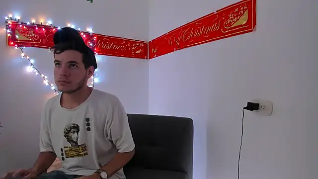 lara and danny online show from December 2025 01:42:01 PM