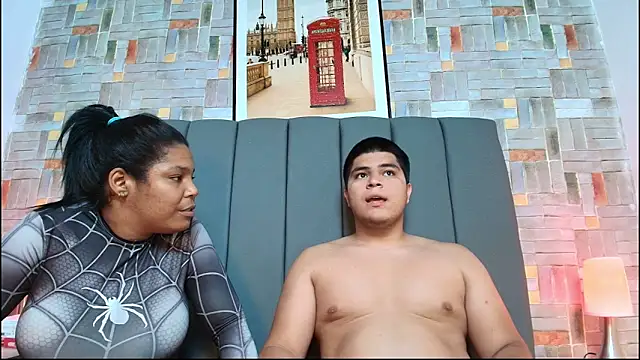 naomi campbel  online show from March 2026 09:10:01 PM