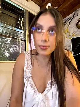 Harley J  online show from November 2025 12:48:01 PM