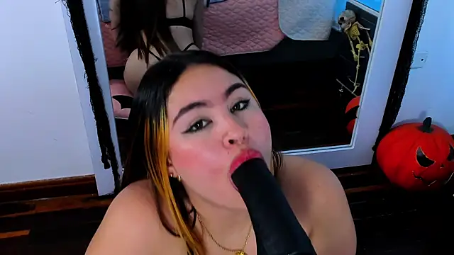 Snapshot of AdeleJhones chatting on October 2025 12:40:02 PM AdeleJhones online show from October 2025 12:40:02 PM