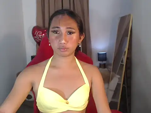 Snapshot of JuicyliciousBabe chatting on May 2026 06:35:02 PM JuicyliciousBabe online show from May 2026 06:35:02 PM