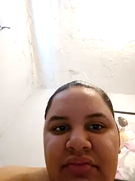 Snapshot of Gorditasexy2000 chatting on February 2026 03:11:02 PM Gorditasexy2000 online show from February 2026 03:11:02 PM