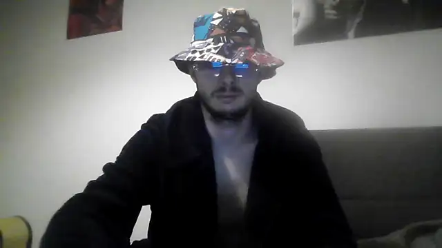 Bandolero51 online show from March 2026 01:43:02 AM