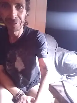 githot online show from December 2025 08:45:02 AM