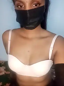 Snapshot of kissy_doll chatting on October 2025 07:02:01 PM kissy doll online show from October 2025 07:02:01 PM