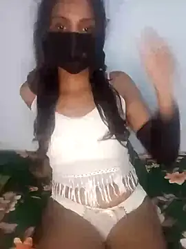 Snapshot of kissy_doll chatting on October 2025 05:33:01 PM kissy doll online show from October 2025 05:33:01 PM