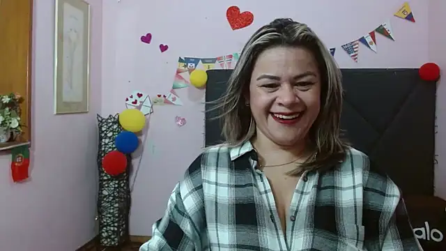 Snapshot of pamela_echeverria chatting on July 2026 11:15:02 AM pamela echeverria online show from July 2026 11:15:02 AM
