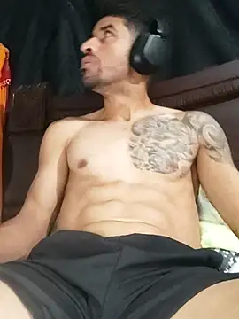 Alexsexygamer online show from April 2026 04:26:01 PM