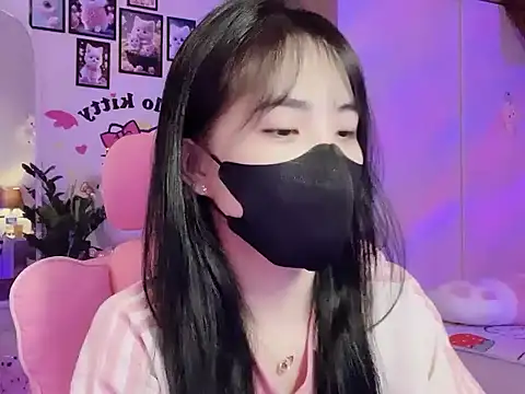 keelinnn19 online show from September 2025 06:08:02 PM