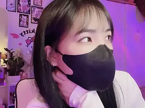 keelinnn19 online show from September 2025 06:12:02 PM