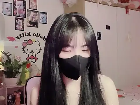 keelinnn19 online show from October 2025 07:25:01 PM