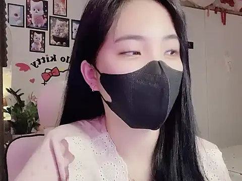 keelinnn19 online show from October 2025 08:25:01 PM