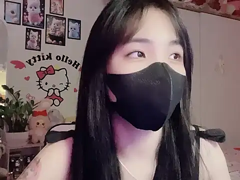 keelinnn19 online show from November 2025 06:40:02 PM