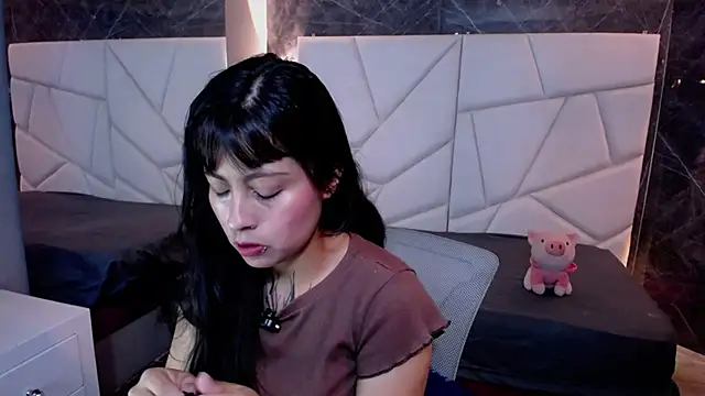 sophiaa 7 online show from February 2026 11:25:01 AM