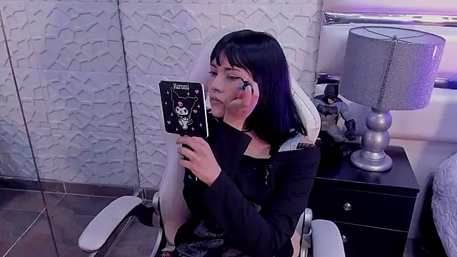 TatiLee online show from March 2026 11:44:02 AM