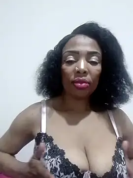 SEXYMOANSXX online show from September 2025 06:53:01 PM