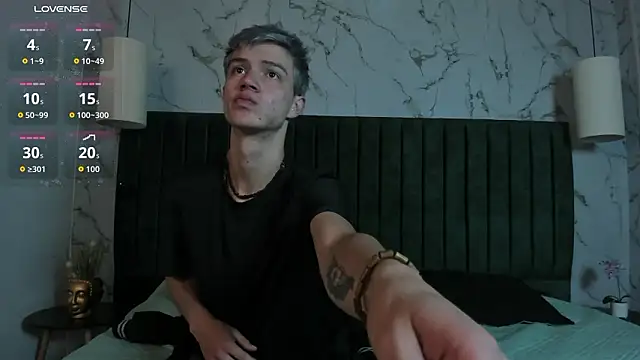 Snapshot of nicktorn chatting on February 2026 02:51:02 PM nicktorn online show from February 2026 02:51:02 PM