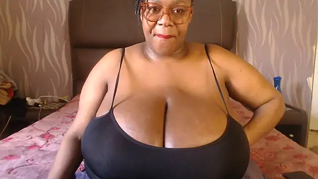 BoobsQueen46K online show from June 2026 10:05:02 AM