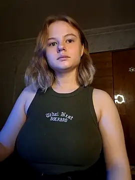 Snapshot of SlipperSherry chatting on November 2025 08:22:02 PM SlipperSherry online show from November 2025 08:22:02 PM