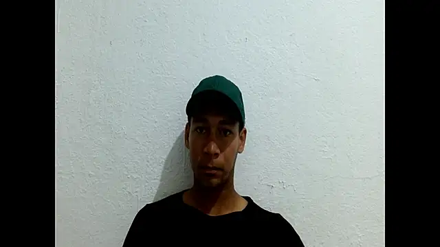 Snapshot of RyanLeon01 chatting on July 2026 09:39:01 PM RyanLeon01 online show from July 2026 09:39:01 PM