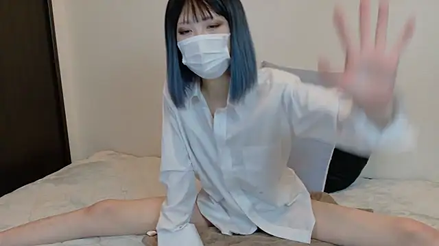 sarina at online show from March 2026 09:28:01 AM