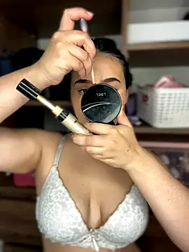 Snapshot of Sophi_dee1 chatting on November 2025 01:15:01 AM Sophi dee1 online show from November 2025 01:15:01 AM