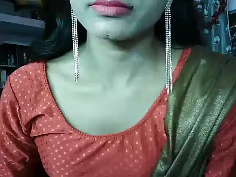 ROSE GOLDE online show from October 2025 04:51:01 PM