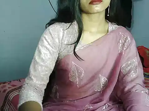 ROSE GOLDE online show from January 2026 04:38:01 AM