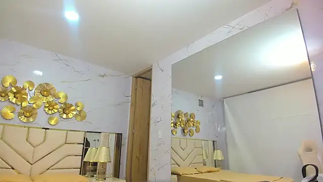 BabyAngel18  online show from October 2025 10:10:02 AM