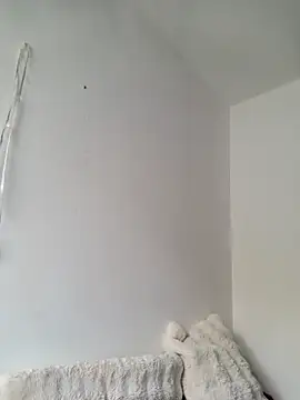 Snapshot of iamlalamilano chatting on March 2026 12:44:02 PM iamlalamilano online show from March 2026 12:44:02 PM