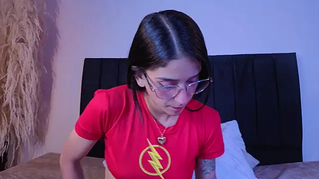 Snapshot of DanielaMonroe chatting on November 2025 09:04:01 PM DanielaMonroe online show from November 2025 09:04:01 PM