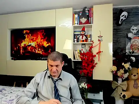 SpartacusDaddy48 online show from March 2026 10:38:01 PM