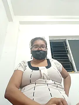 Elie couple143 online show from October 2025 06:03:01 PM