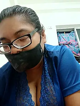 Elie couple143 online show from November 2025 08:00:01 PM