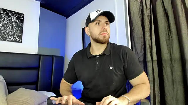 Maximo Wolff online show from September 2025 08:20:01 PM