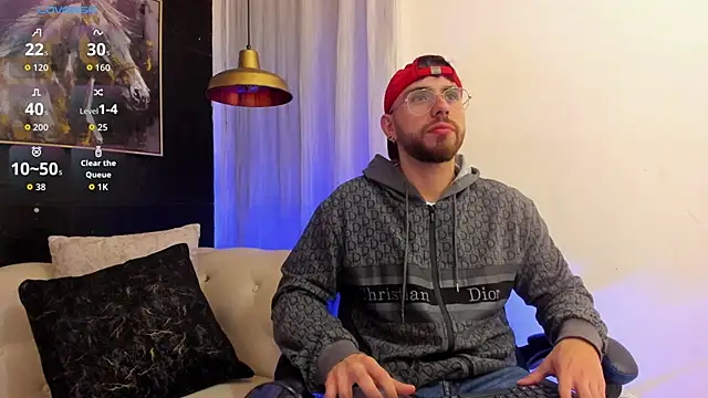 Maximo Wolff online show from October 2025 09:59:02 PM