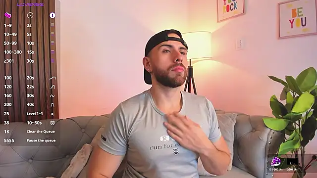 Maximo Wolff online show from February 2026 07:53:02 PM