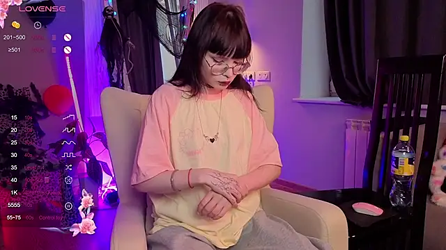 Misa Perfect online show from November 2025 11:56:02 AM