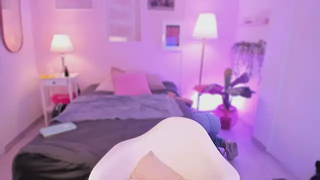 emma soul1 online show from October 2025 07:49:01 PM