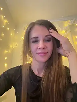 LucieMack online show from February 2026 03:38:02 PM