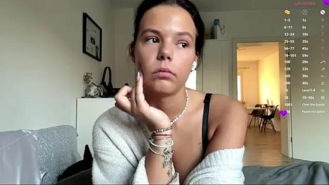 MaydaCornwall online show from November 2025 08:02:02 AM