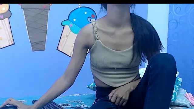 celesteskinny18 online show from September 2025 07:48:02 PM