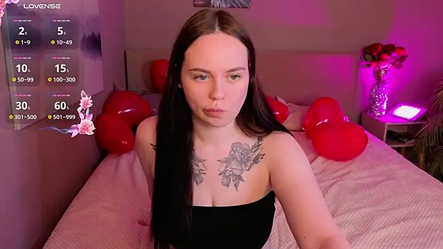 Alice Moondark online show from February 2026 08:38:02 PM