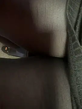 HiddenHoneyLDN online show from December 2025 10:44:02 AM