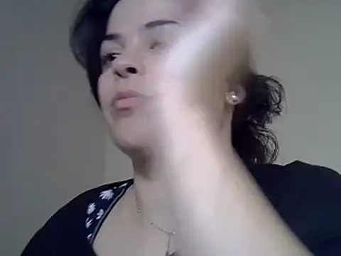 ITALIANASISIXX online show from January 2025 09:33:01 AM