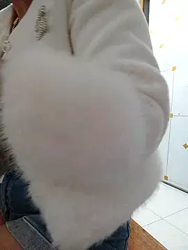 Snapshot of Rosalind_xxx chatting on February 2026 11:03:01 AM Rosalind xxx online show from February 2026 11:03:01 AM