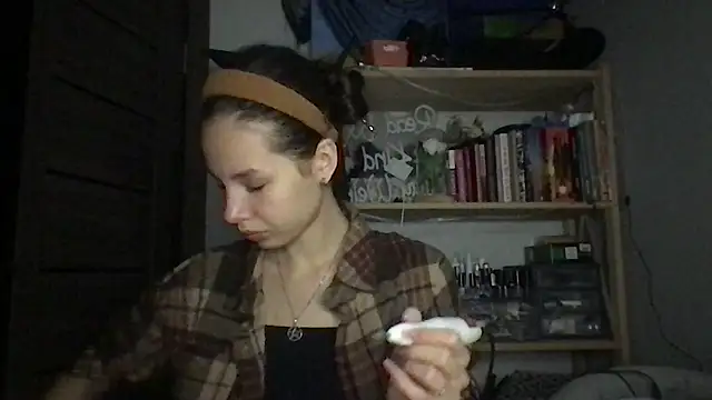 Yuna5343 online show from September 2025 06:52:02 PM