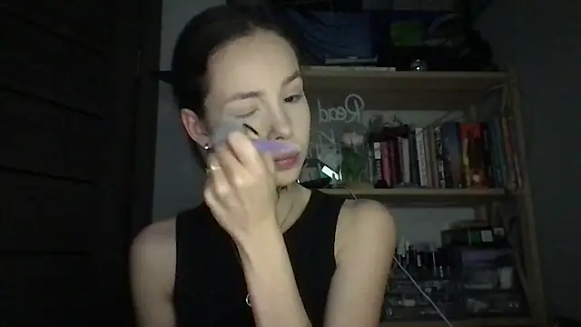 Yuna5343 online show from October 2025 08:51:02 PM